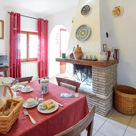 1 Bedroom Beautiful In * Magione